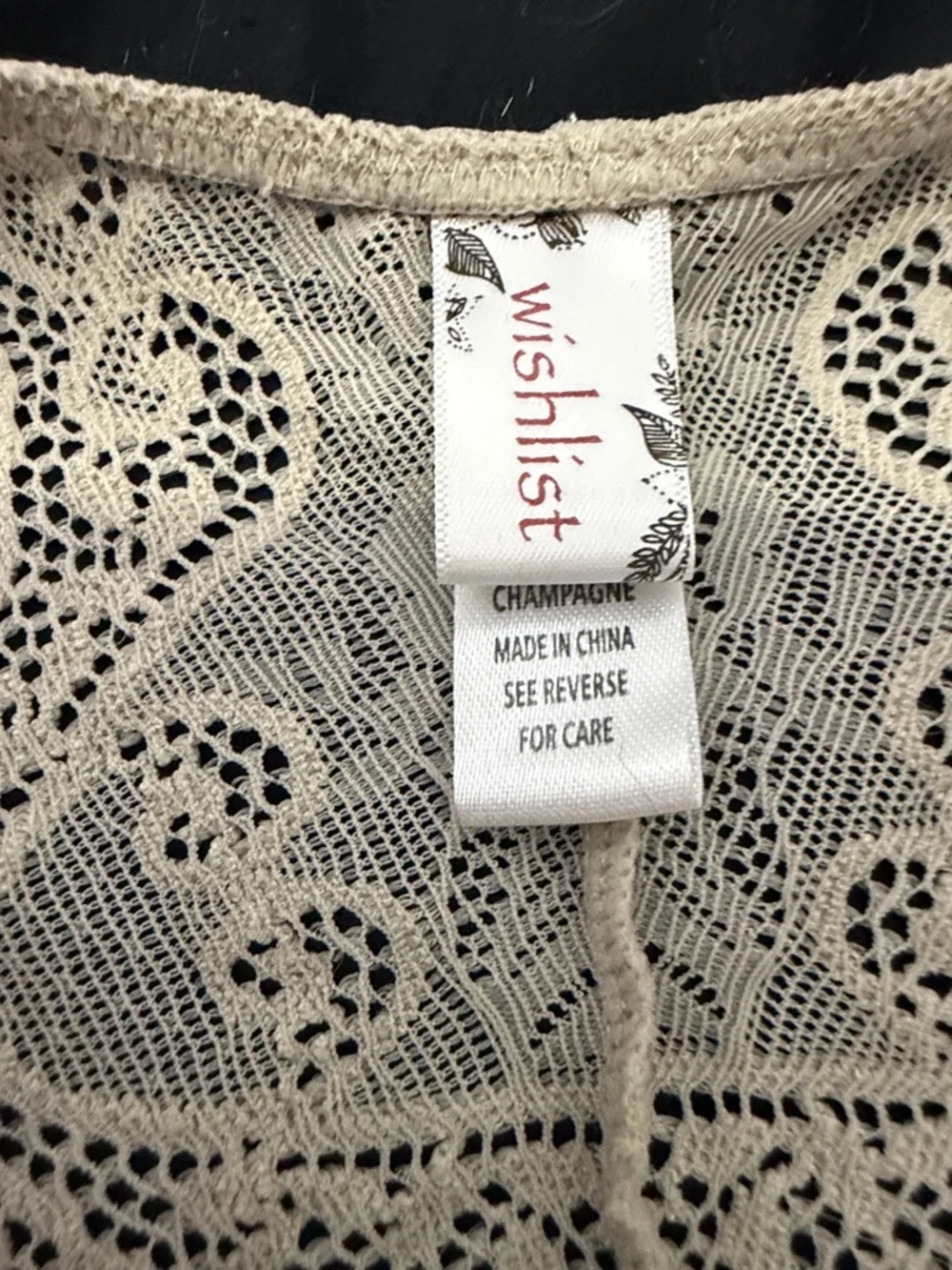 Wishlist Beige/Cream Lace V-Neck Bra – Size Medium – Excellent Condition - Picture 3 of 4